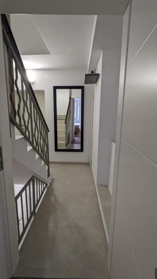 Olea Apartments Pirano Esterno foto